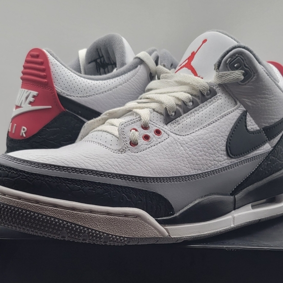 Jordan 3 Tinker Hatfield - Picture 2 of 7